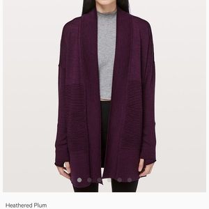 Lululemon sit in lotus wrap